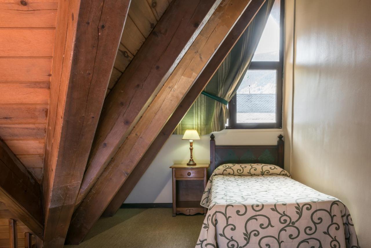 El Refugio De Aran Vielha Aparthotel Экстерьер фото
