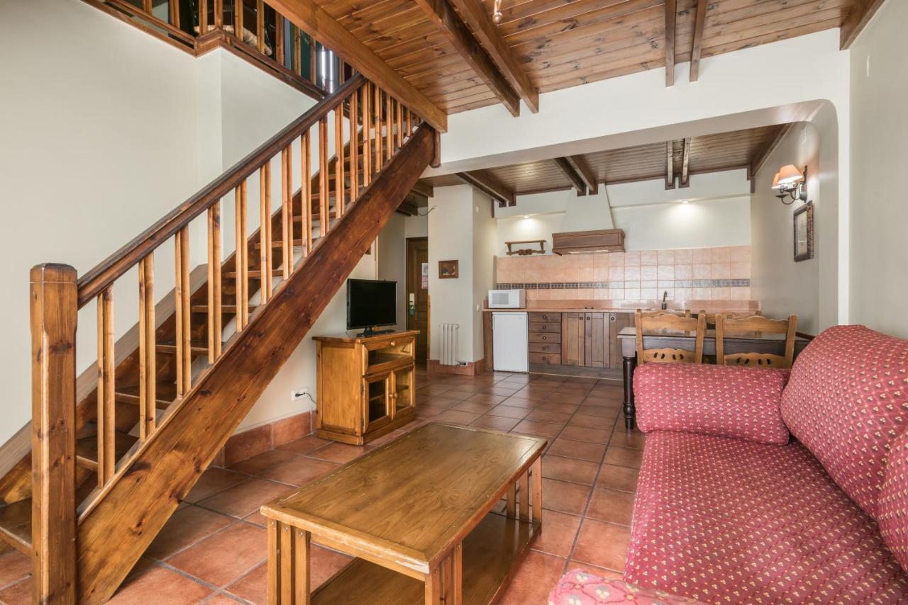 El Refugio De Aran Vielha Aparthotel Экстерьер фото
