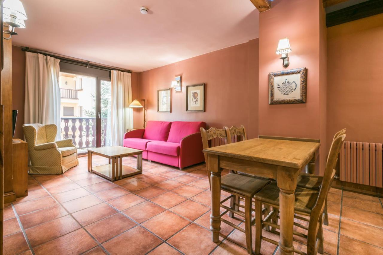 El Refugio De Aran Vielha Aparthotel Экстерьер фото